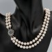 Collier Kette mit Perlen Perl Pearl und Saphir in 750 18kt Weiß Gold Lä. 44 cm