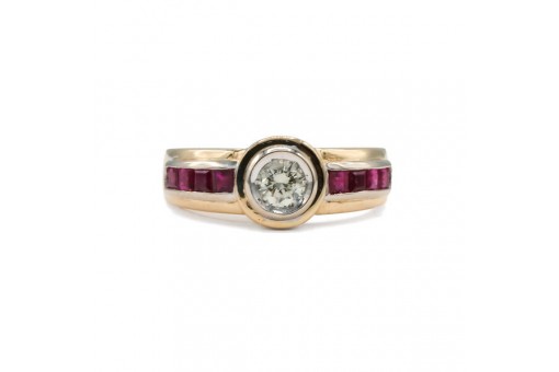 Ring mit Brillant Diamant 0,4 ct. und 8 Rubinen in 18 Kt. 750 Gold 57